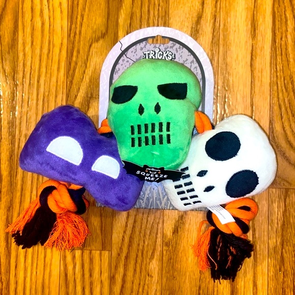 🎉ON SALE🎉⚡️Halloween Tricks for Treats Tug of war rope Toys Skull heads⚡️ - Picture 1 of 5